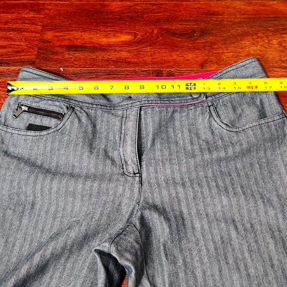 Liz Claiborne Jeans - Picture 5 of 6